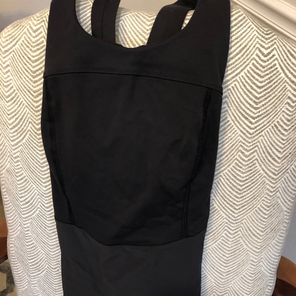 Lulu Lemon Young girls Athletic Top for 10-12 y/o - Picture 3 of 3